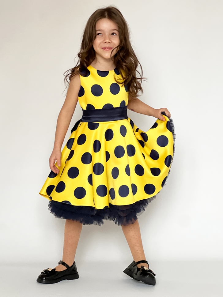 Платье для девочки нарядное БУШОН ST20, стиляги цвет желтый, синий пояс, принт синий горох 