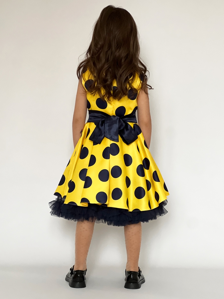 Платье для девочки нарядное БУШОН ST20, стиляги цвет желтый, синий пояс, принт синий горох 