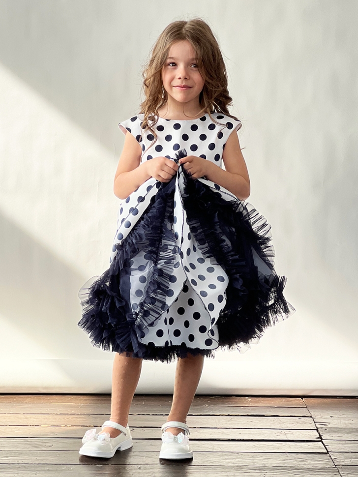 Платье для девочки нарядное БУШОН ST10, стиляги цвет белый, темно-синий пояс, принт темно-синий горошек 