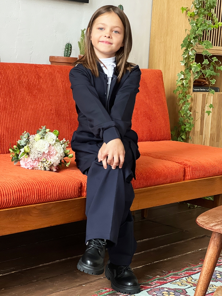 Костюм для девочки пиждак и брюки БУШОН SK 8030 т-синий БУШОН SK8030, цвет темно-синий 