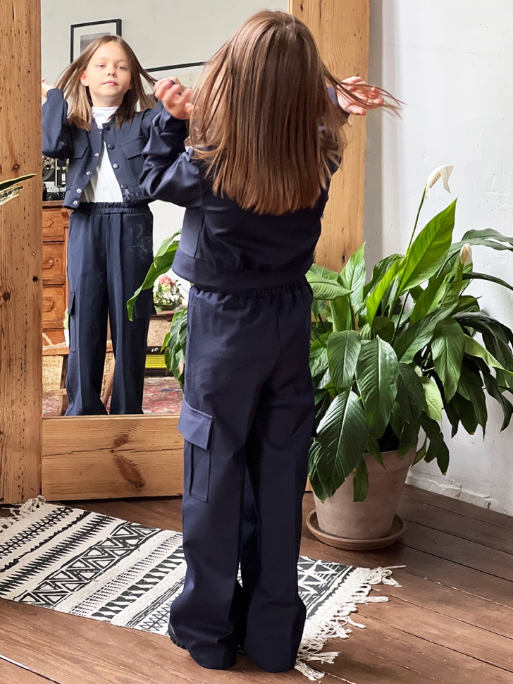 Костюм для девочки пиждак и брюки БУШОН SK 8030 т-синий БУШОН SK8030, цвет темно-синий 