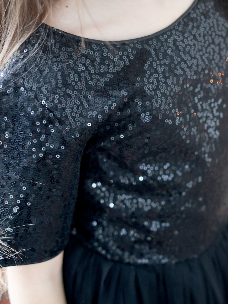 Платье для девочки нарядное БУШОН ST540, цвет черный 