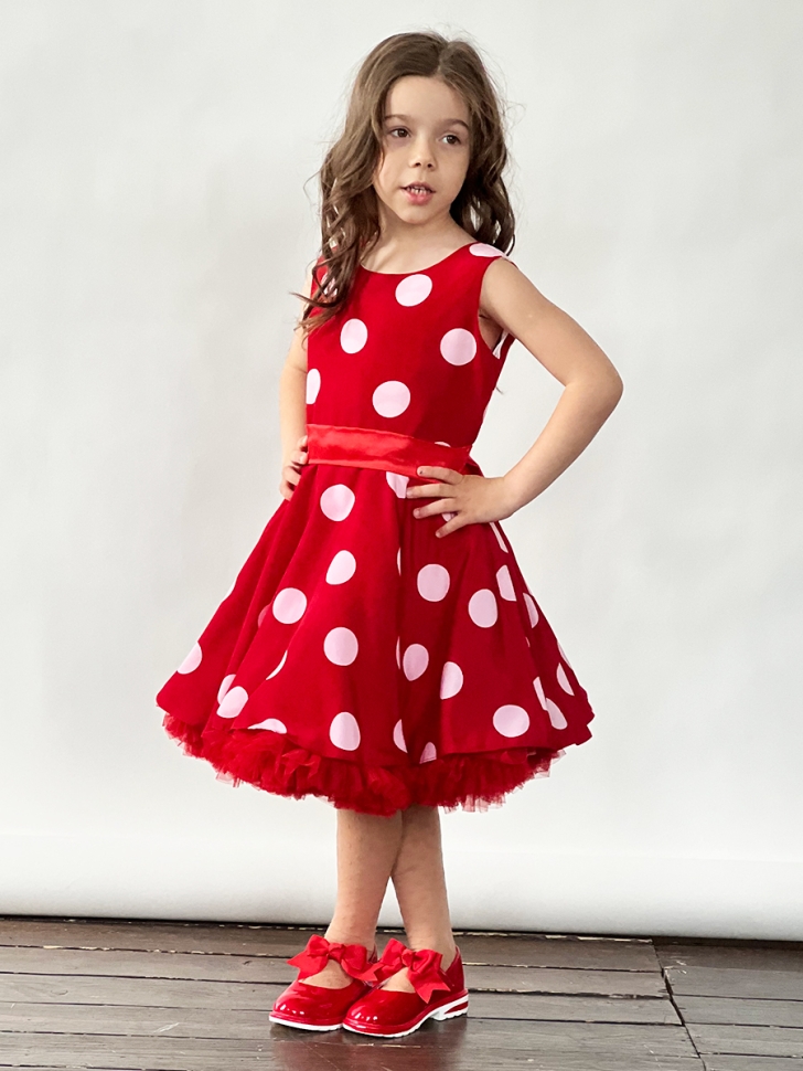 Платье для девочки нарядное БУШОН ST20, стиляги цвет красный, красный пояс, принт св-розовый горох 