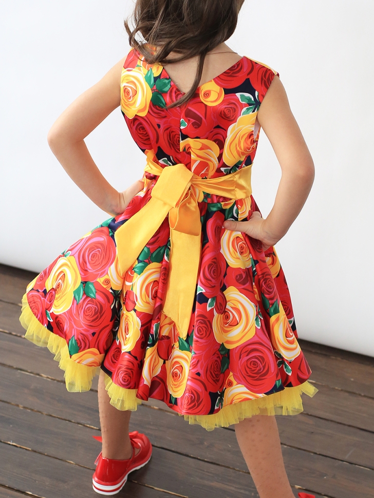 Платье для девочки нарядное БУШОН ST30, стиляги цвет красный/желтый пояс желтый, принт цветы 