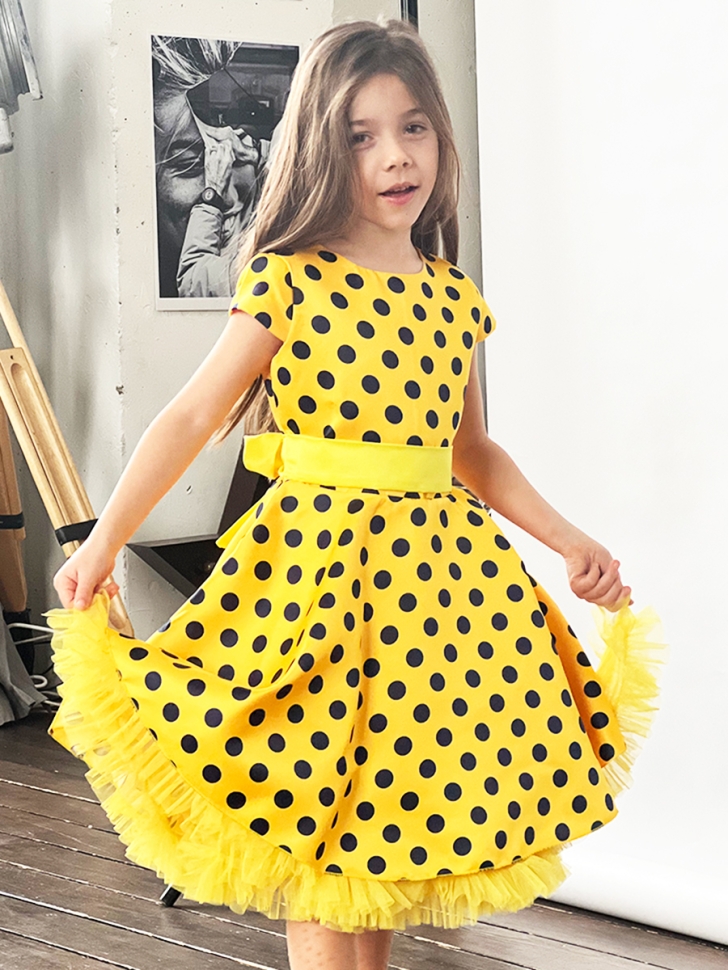 Платье для девочки нарядное БУШОН ST10, стиляги цвет желтый, желтый пояс, принт синий горошек 