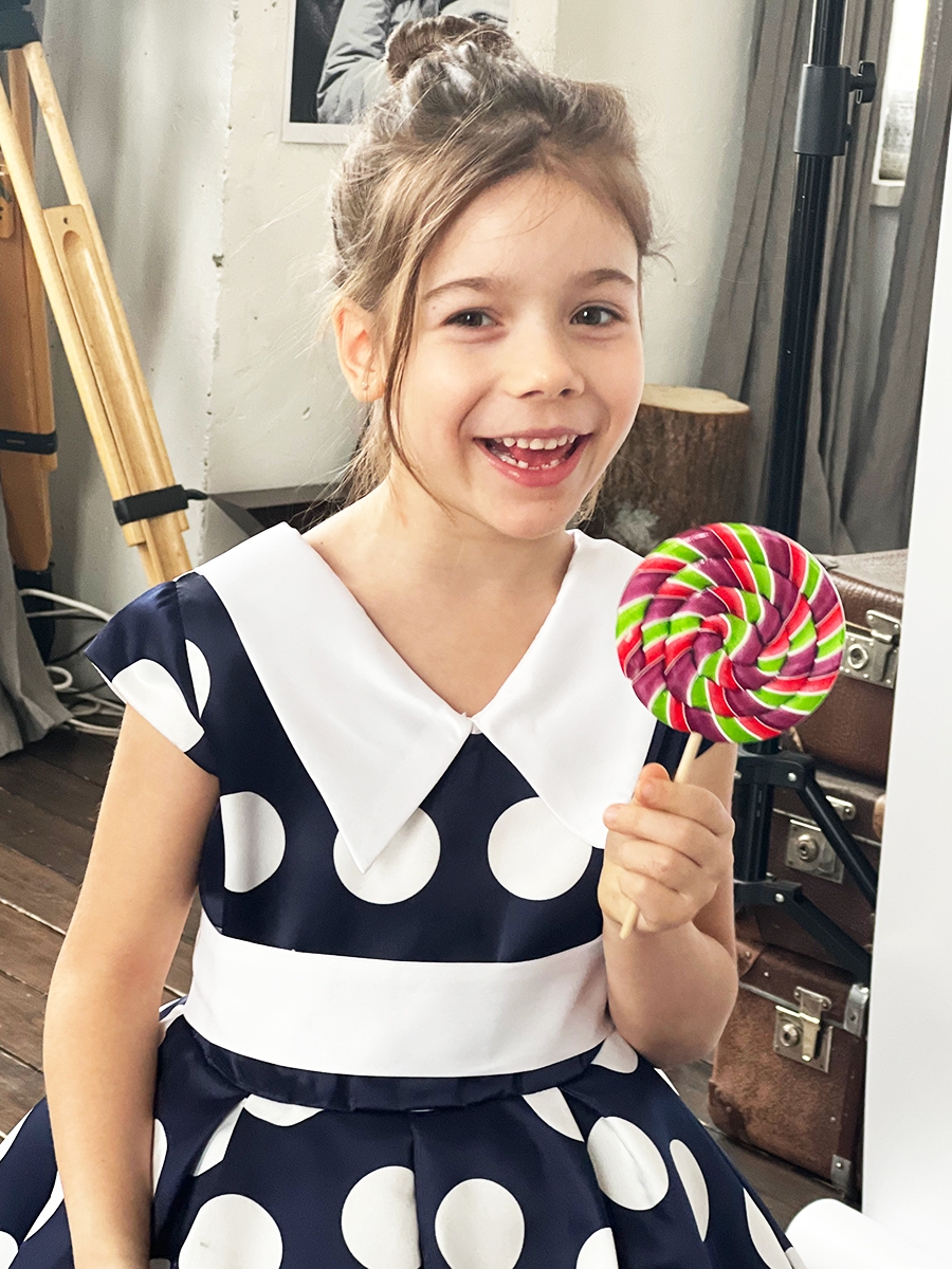 Платье для девочки нарядное БУШОН ST20, стиляги цвет темно-синий, принт белый горох 