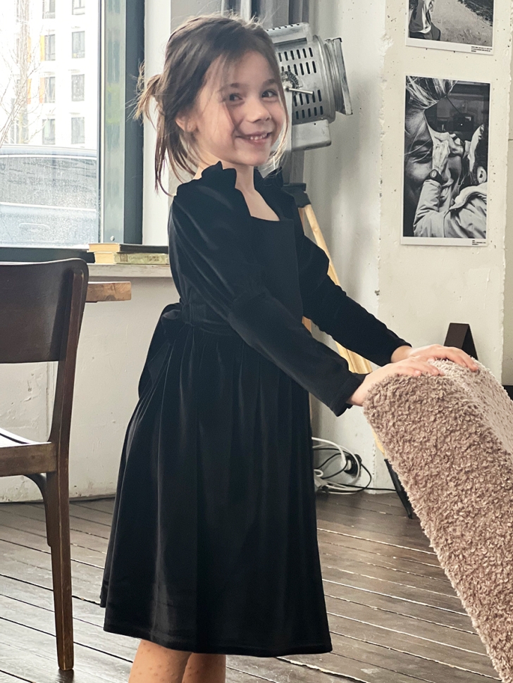 Платье велюровое нарядное БУШОН ST63, цвет черный бантики 