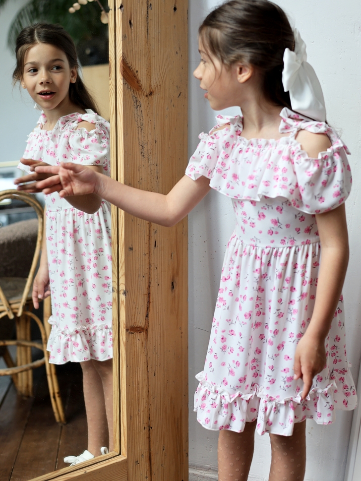Платье для девочки вискоза БУШОН ST65, цвет белый/розовый цветы