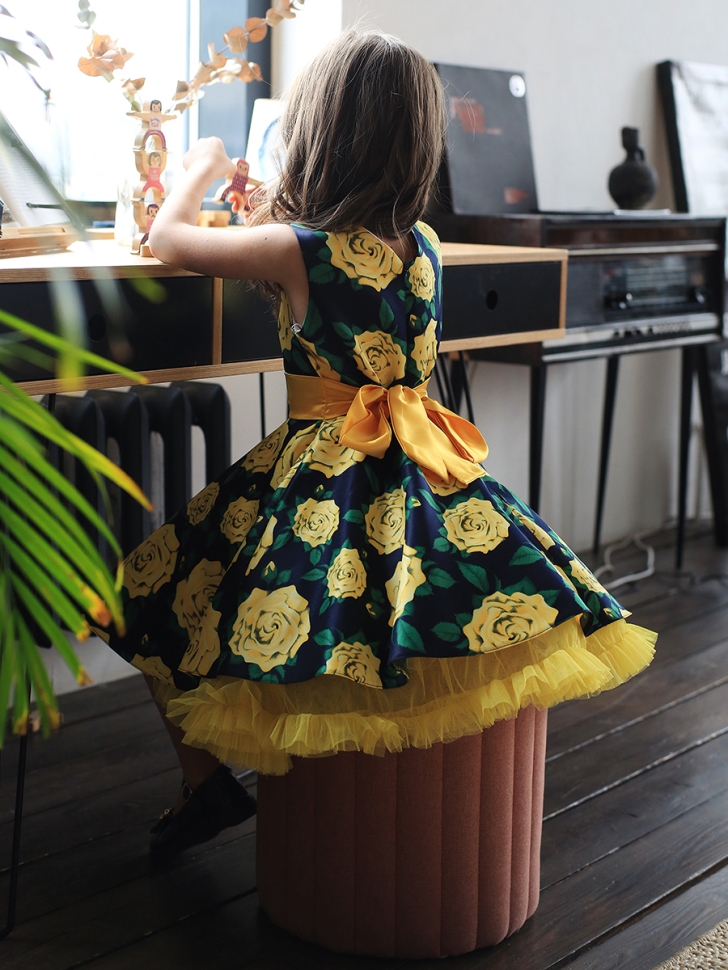 Платье для девочки нарядное БУШОН ST30, стиляги цвет зеленый/желтый, принт цветы