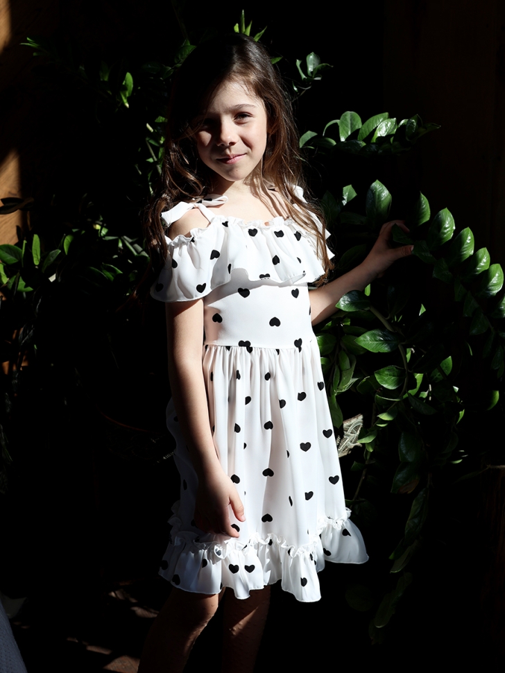 Платье для девочки вискоза БУШОН ST65, цвет белый/черный сердце