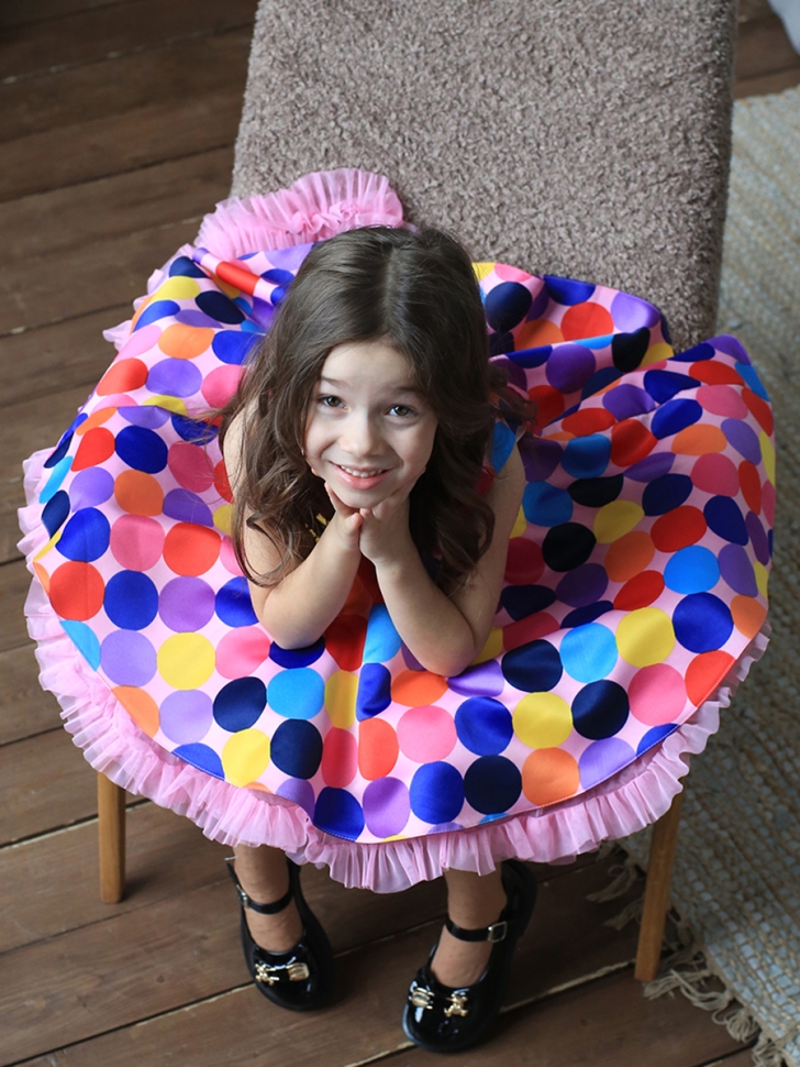 Платье для девочки нарядное БУШОН ST20, стиляги цвет мультиколор, светло-розовый пояс, принт горох 