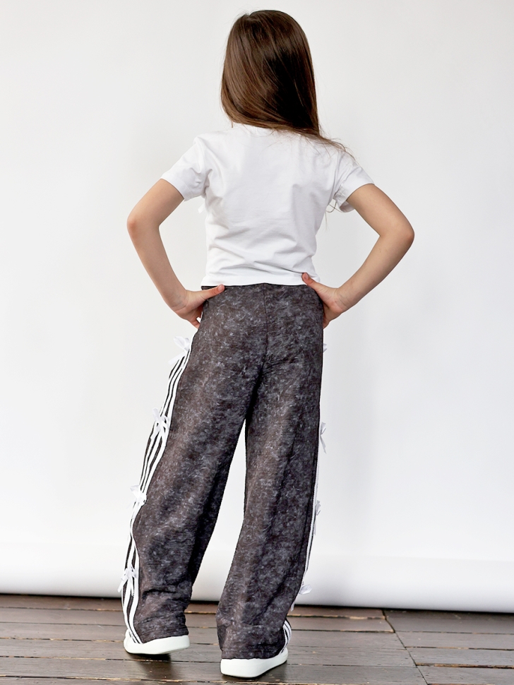 Комплект футболка и брюки для девочек БУШОН ST110, цвет коричнево-серый/белый