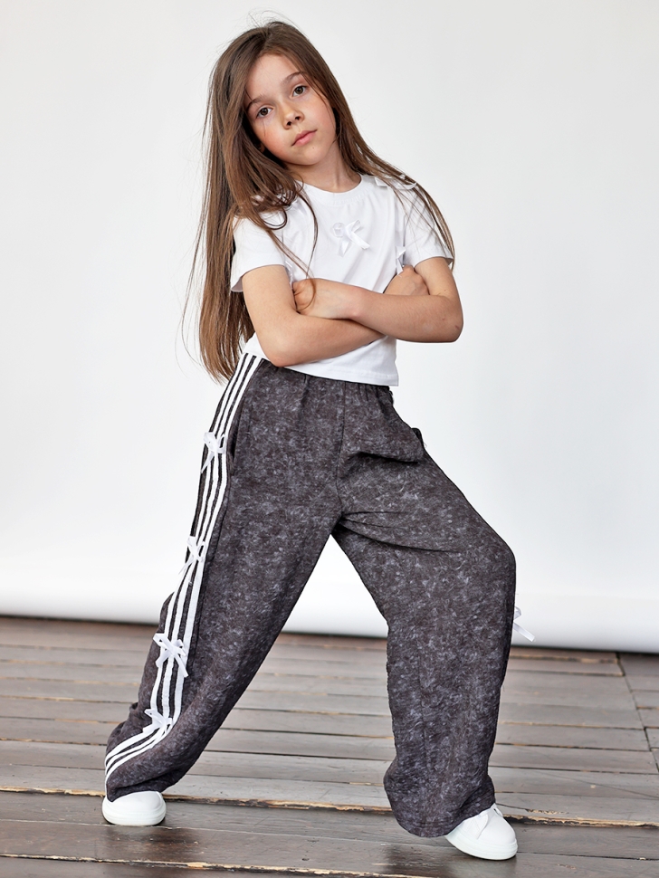 Комплект футболка и брюки для девочек БУШОН ST110, цвет коричнево-серый/белый