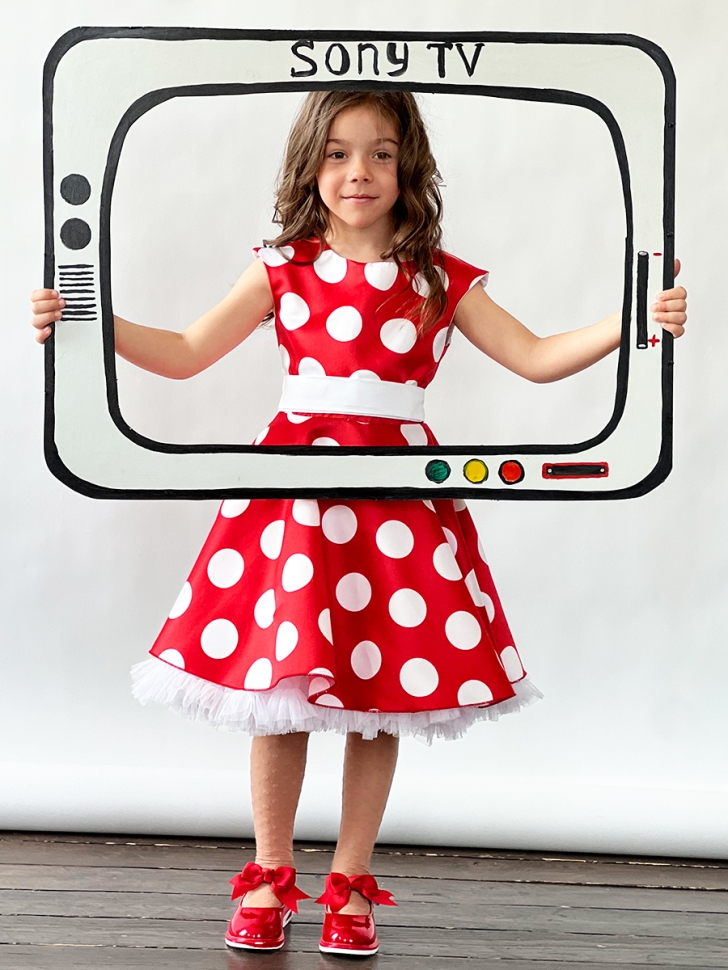 Платье для девочки нарядное БУШОН ST20, стиляги цвет красный, белый пояс, принт белый горох 