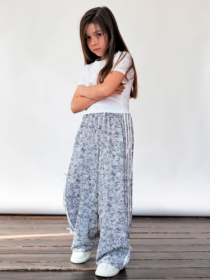 Комплект футболка и брюки для девочек БУШОН ST110, цвет серый/белый