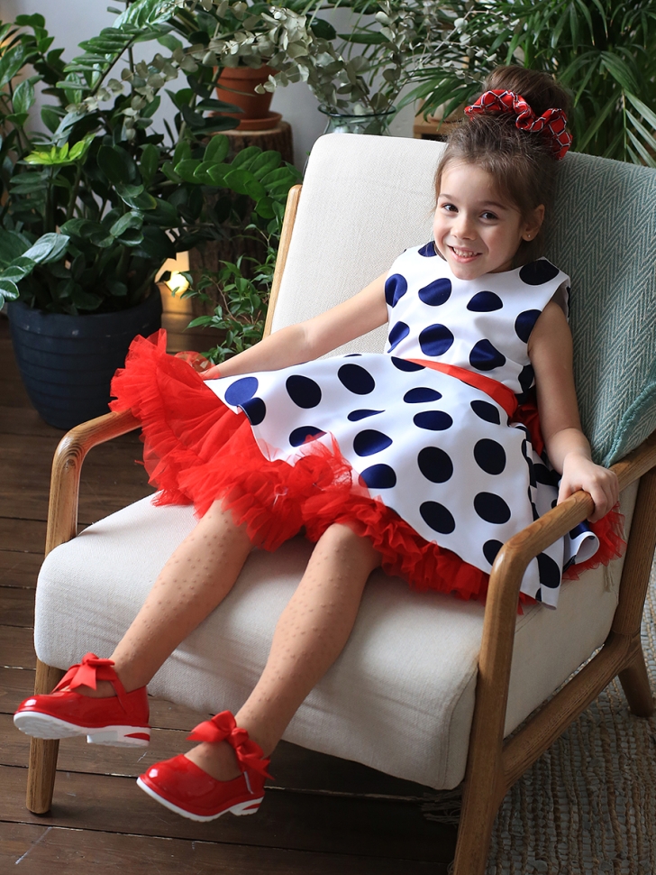 Платье для девочки нарядное БУШОН ST20, стиляги цвет белый, красный пояс, принт синий горох 