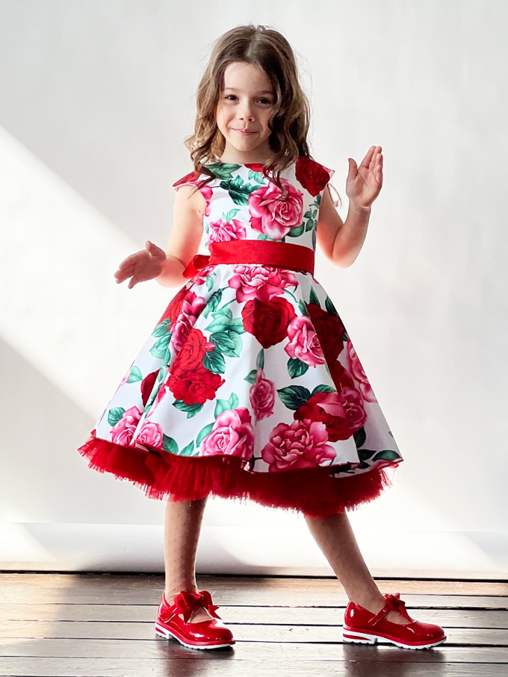 Платье для девочки нарядное БУШОН ST30, стиляги цвет белый/красный пояс красный, принт цветы 