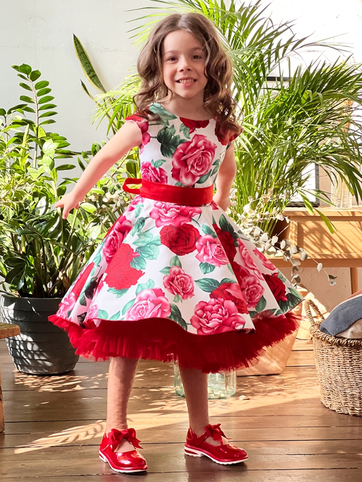 Платье для девочки нарядное БУШОН ST30, стиляги цвет белый/красный пояс красный, принт цветы 
