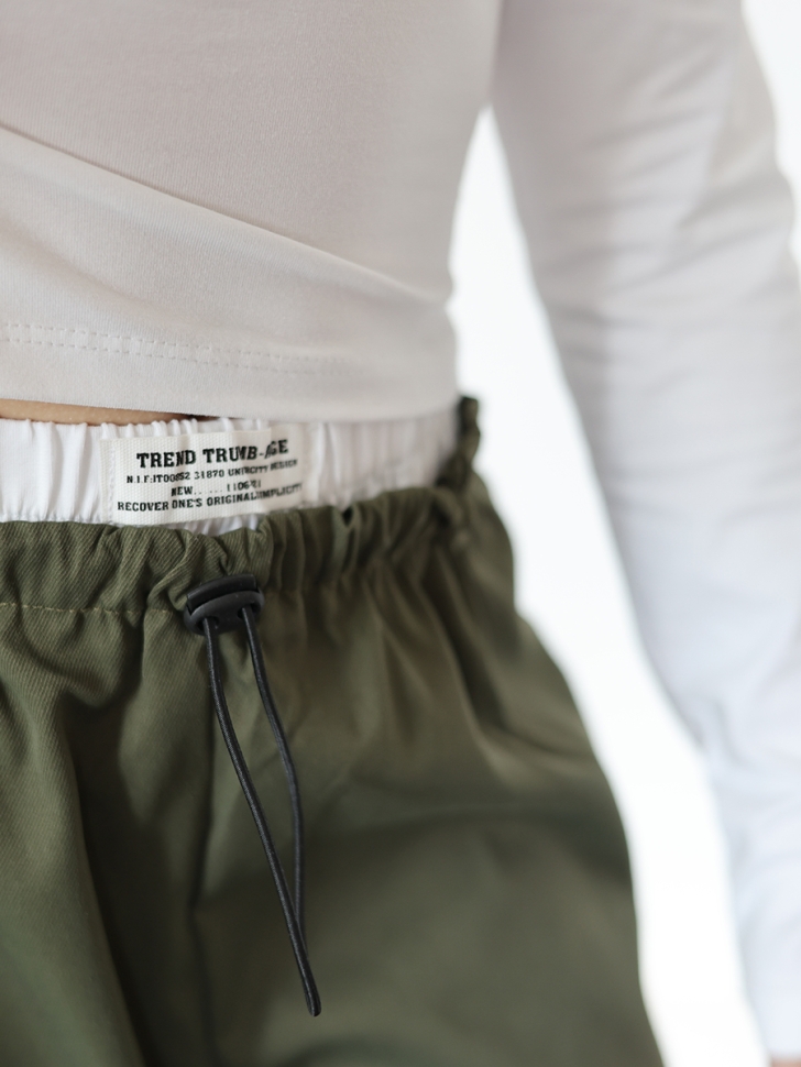 Комплект лонгслив и брюки для девочек БУШОН ST112, цвет хаки/белый