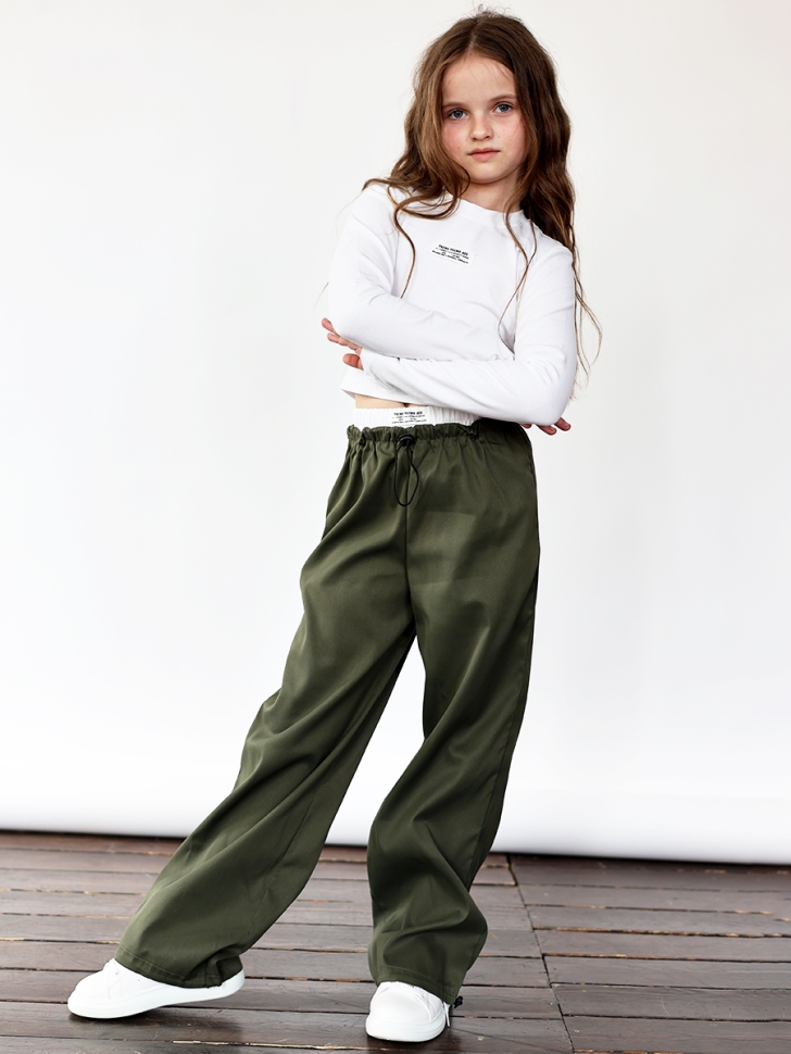 Комплект лонгслив и брюки для девочек БУШОН ST112, цвет хаки/белый