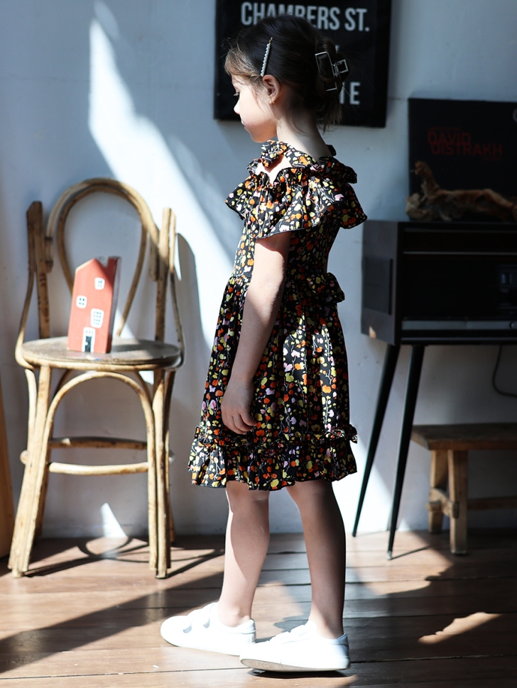 Платье для девочки вискоза БУШОН ST65, цвет черный/мультиколор