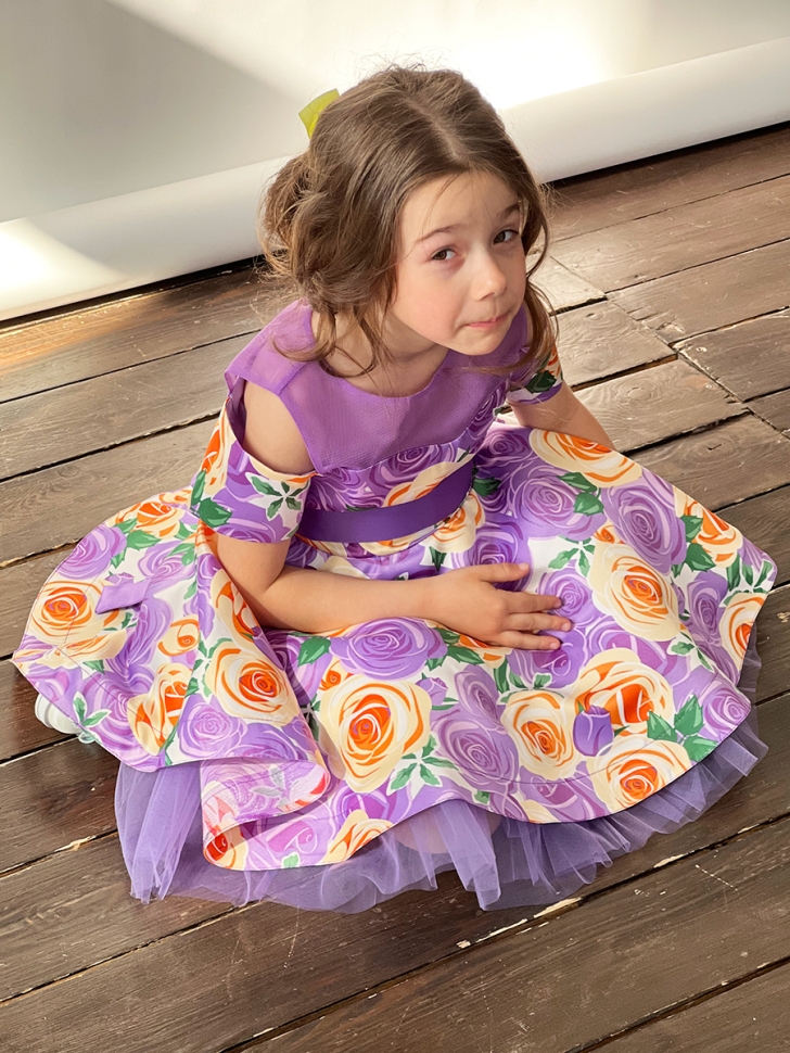 Платье для девочки нарядное БУШОН ST31, стиляги цвет сирень/желтый пояс сирень, принт цветы 