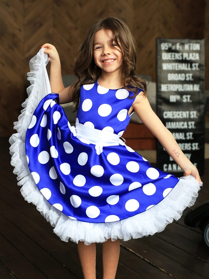 Платье для девочки нарядное БУШОН ST20, стиляги цвет василек, белый пояс, принт белый горох 