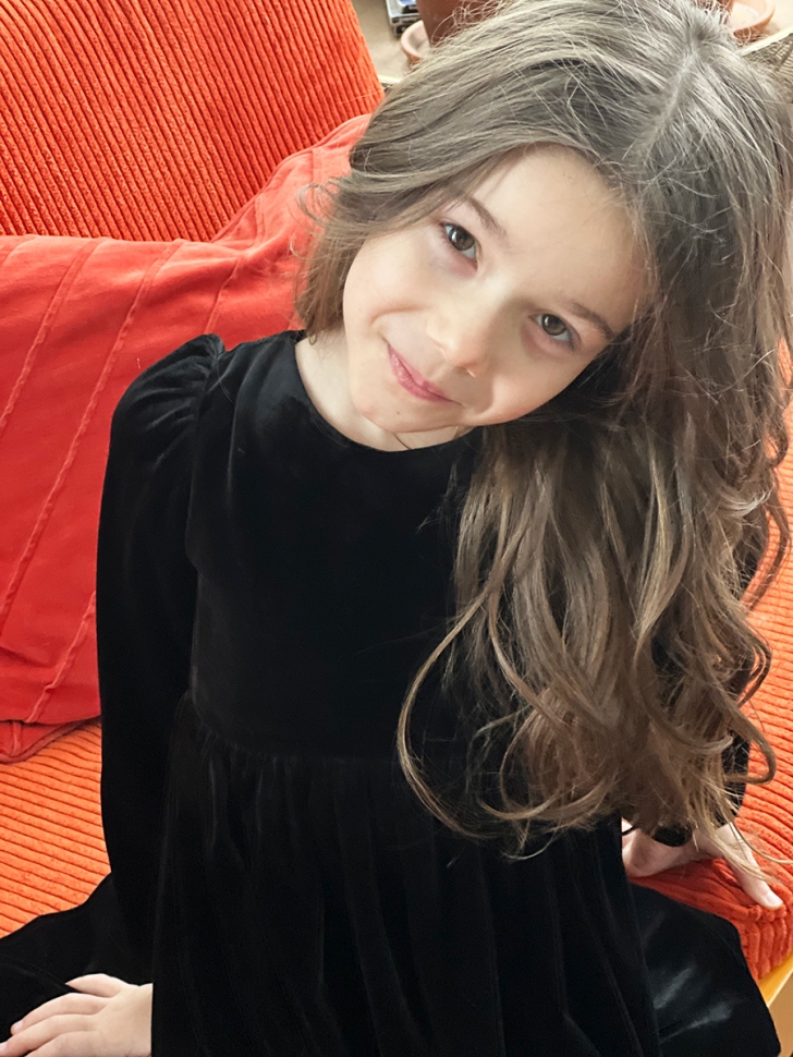 Платье велюровое нарядное БУШОН ST63, цвет черный