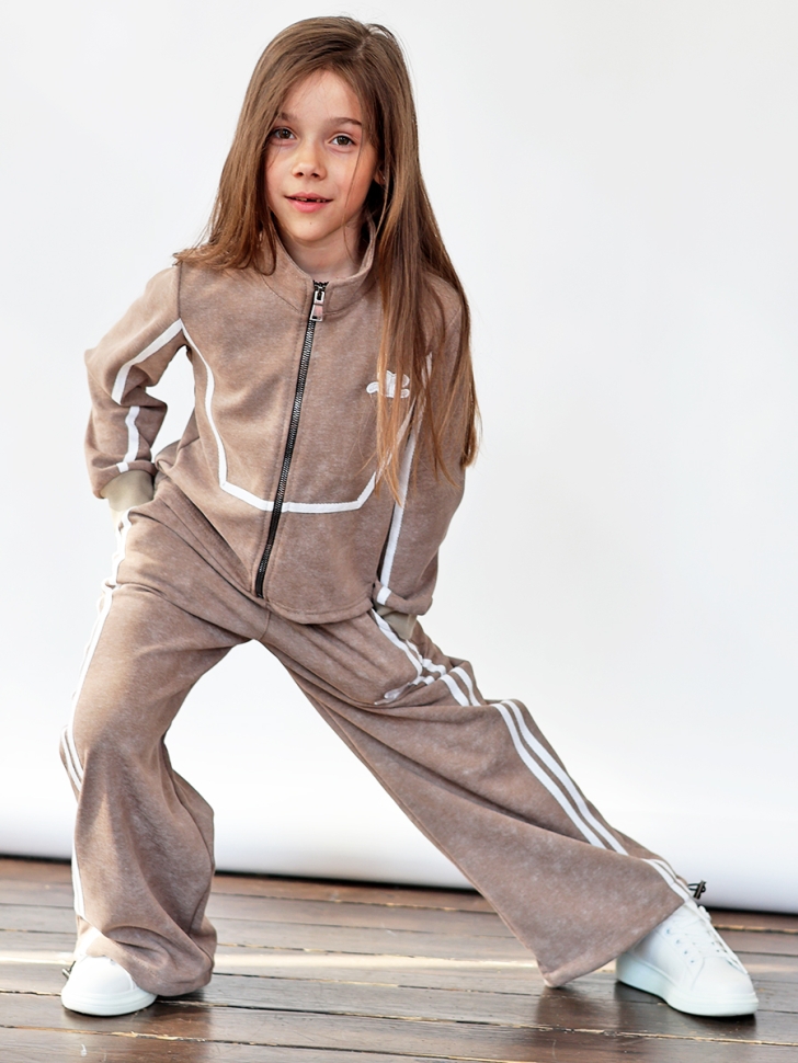 Спортивный костюм для девочки БУШОН SP221, цвет коричневый 