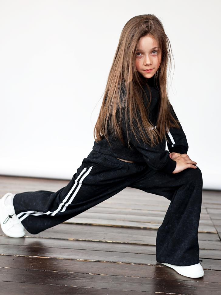 Спортивный костюм для девочки БУШОН SP221, цвет черный