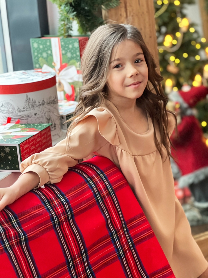 Платье для девочки нарядное БУШОН ST61, цвет бежевый